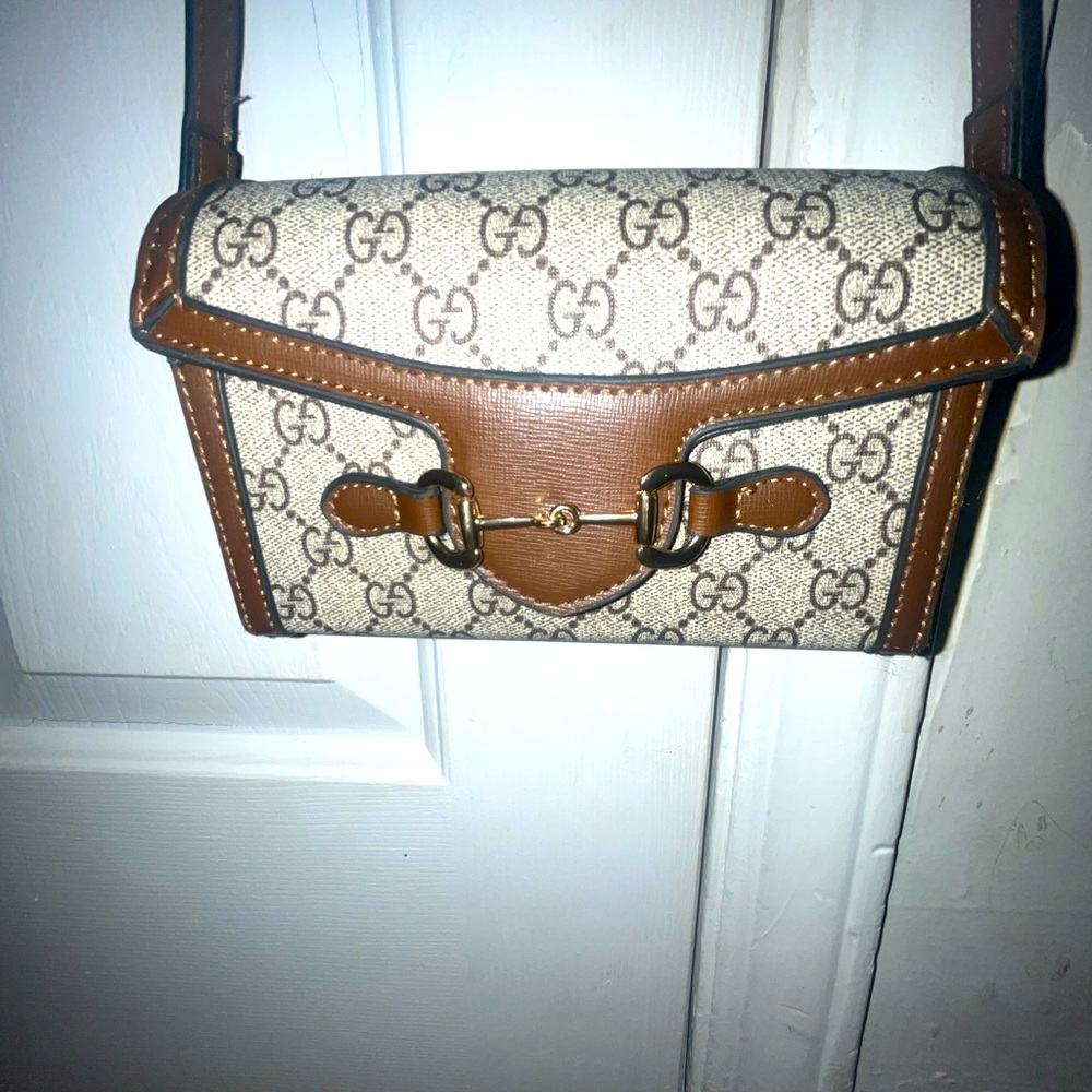 GUCCI- Horsebit 1955 M ini Bag, Beige, GG Canvas.